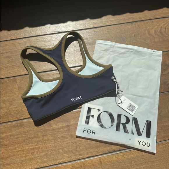 NWT Form Reversible Racer Bra - Picture 5 of 8